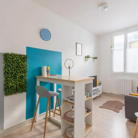 T2 Lumineux Et Cosy Idealement Situe Apartment
